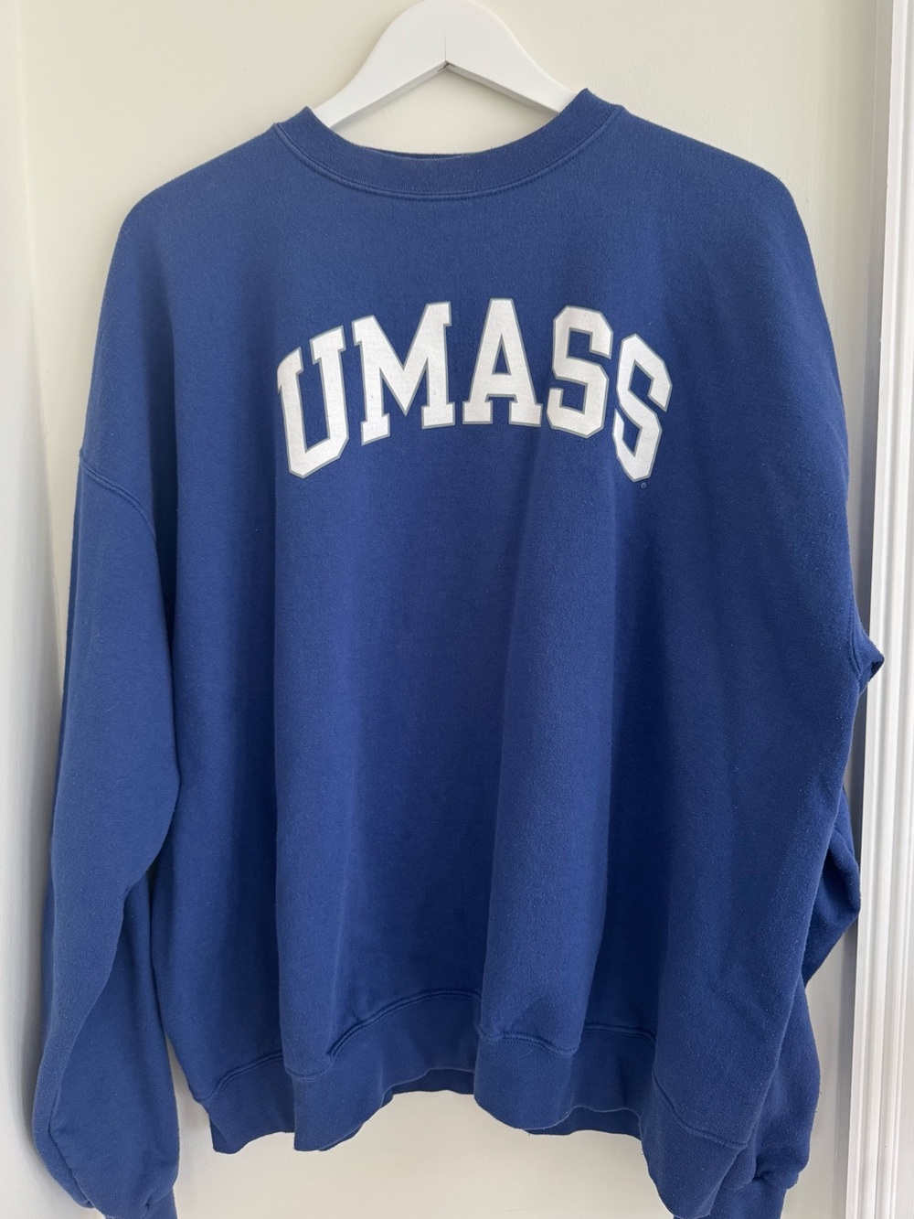 Champion UMass Sweatshirt - XXL